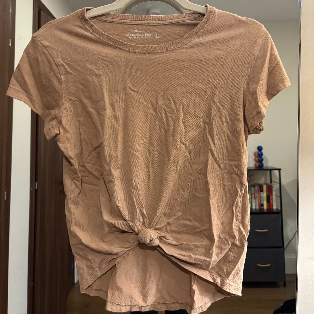 Abercrombie Tan Tee with Knot - Small